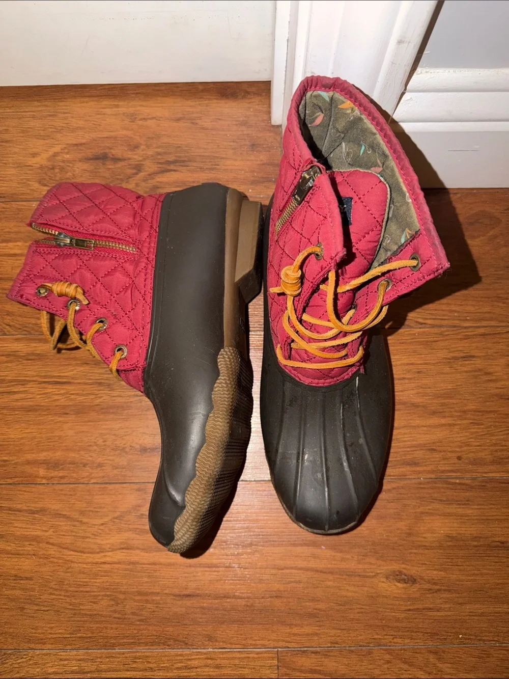 Sperry black feet slip